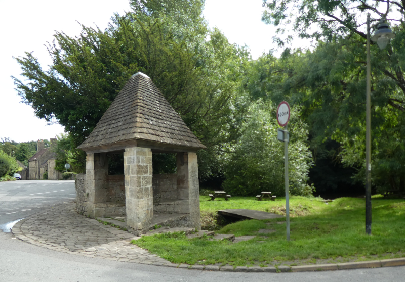 Mells shelter